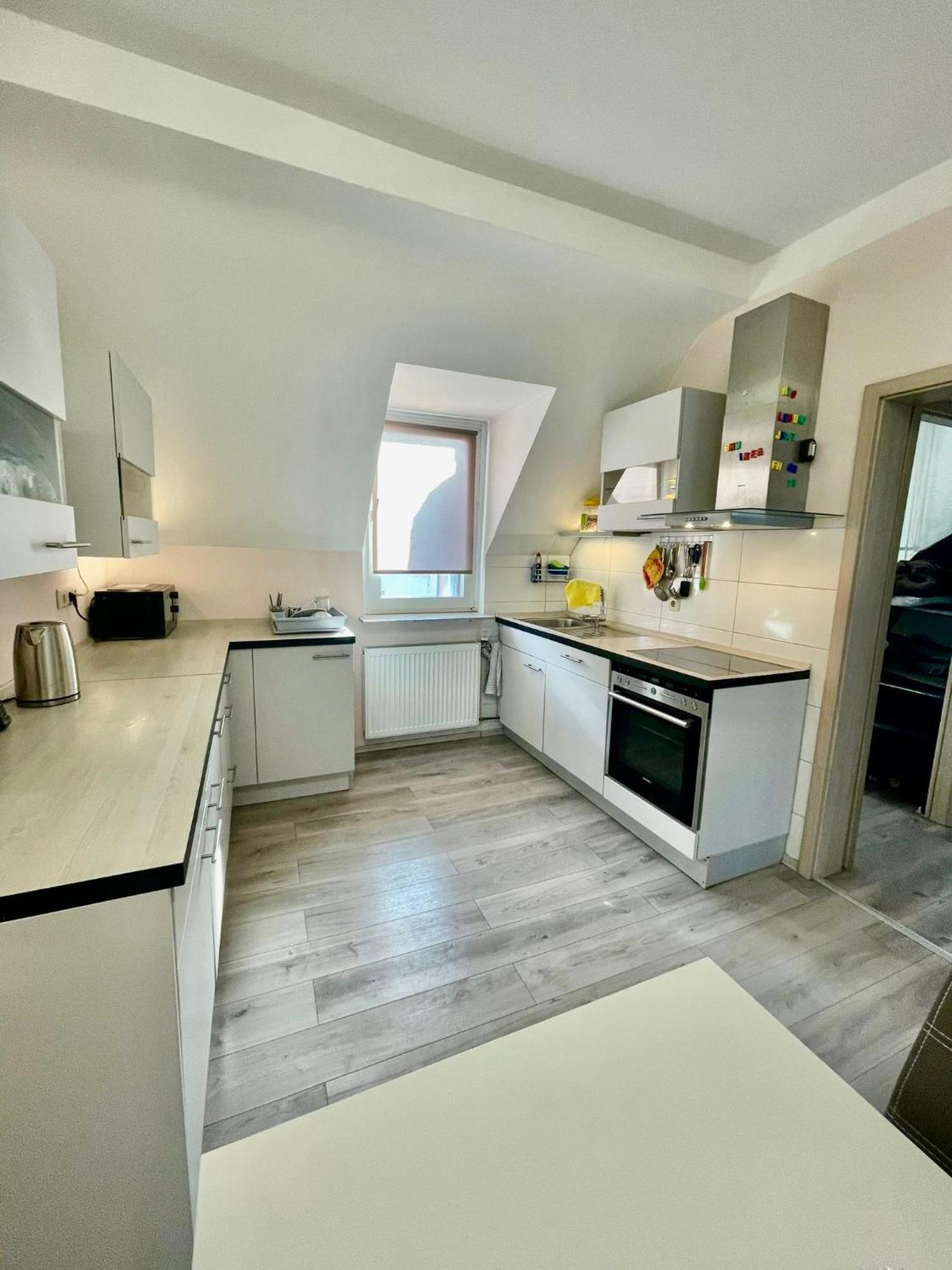 Leo Apartment Zentrum Рюссельхайм Экстерьер фото